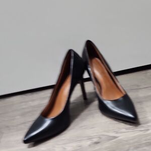 Christian Siriano Black Pointed Heels
